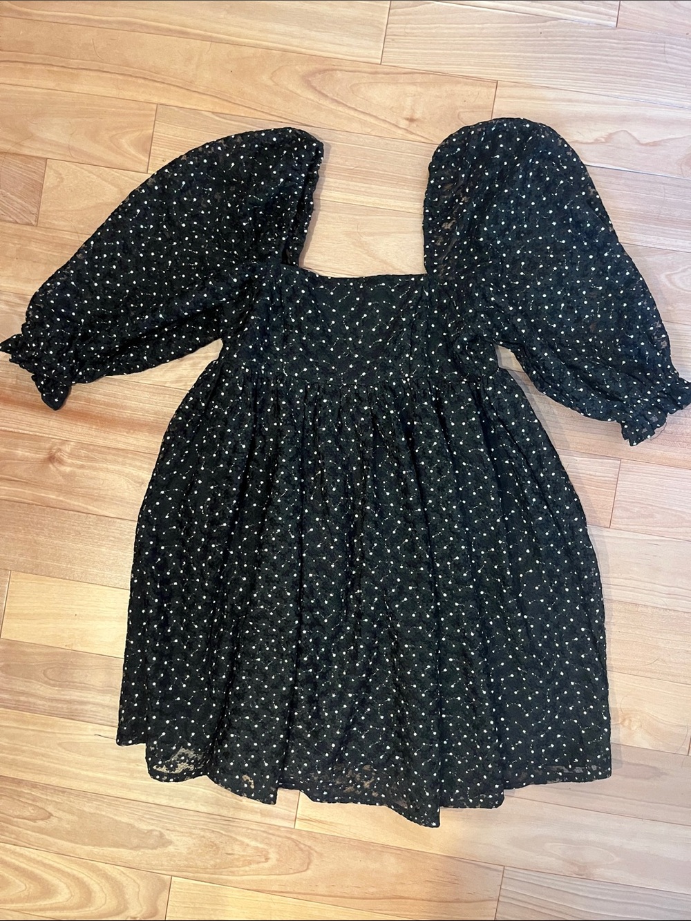 Women’s Black Puff-Sleeve Lace Polka Dot Square-Neck Babydoll Dress